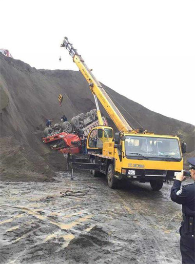 揭西上犹道路救援